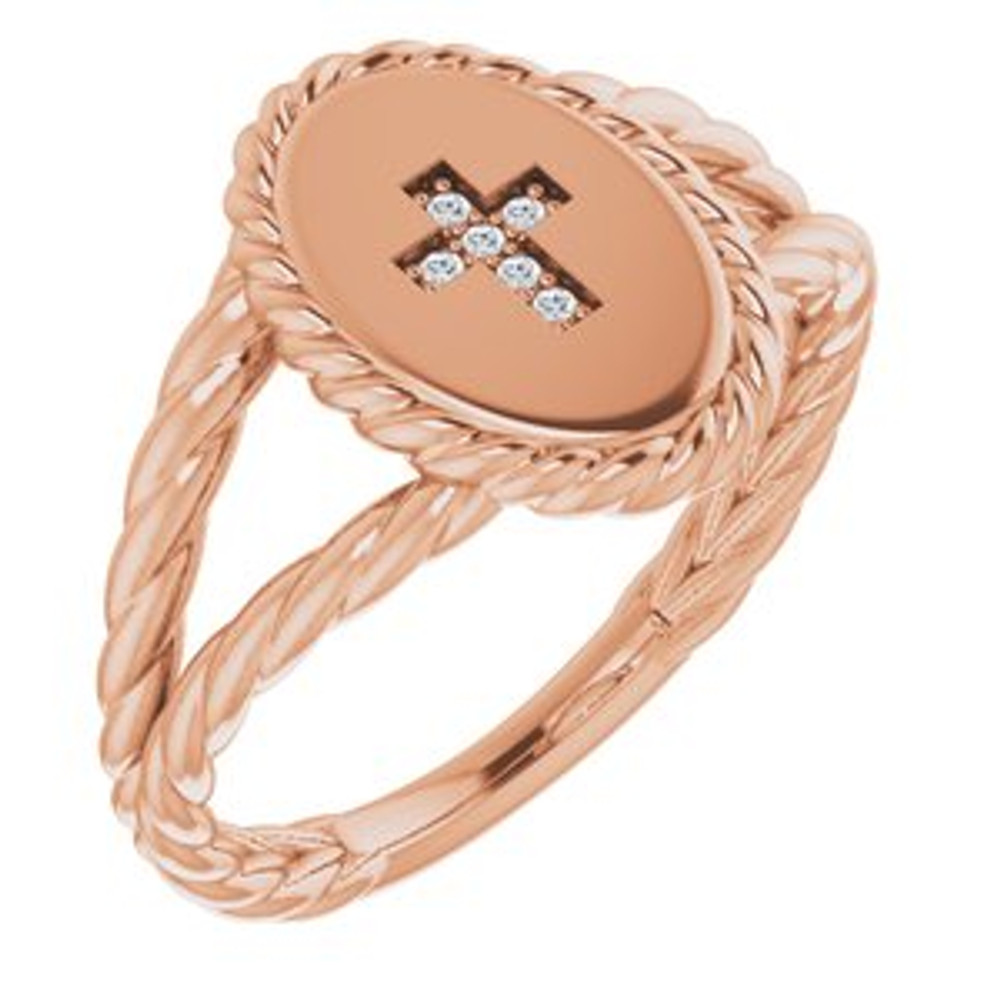 Add a touch of style and grace to your outfit with this graceful cross with diamonds in 14 karat rose gold. Featuring 6 enticing diamonds totaling 0.02 carats.