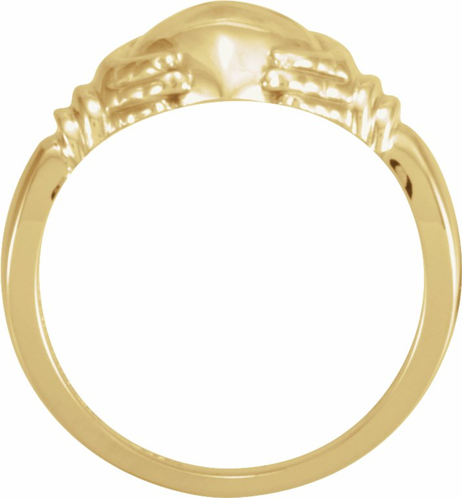 A token of loyalty, friendship and love. This traditional Claddagh ring is set in polished 18k gold.