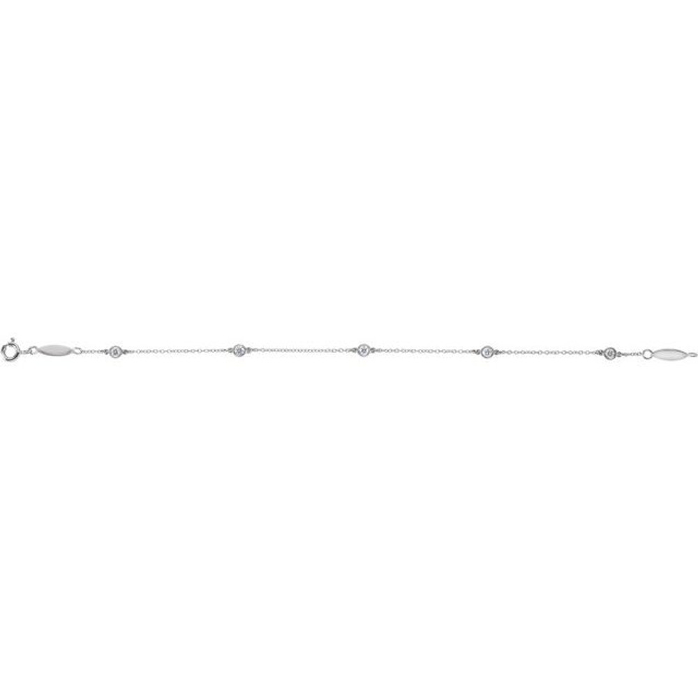 A sweet look of love and romance, this fine bracelet makes a thoughtful gift for women of all ages. Crafted in 14K White Gold, this chain-textured bracelet features glimmering heart-shaped stations adorned with dazzling lab-grown diamonds. Sparkling with 1/3 ct. t.w. of diamonds, this 7.0-inch circumference bracelet secures with a claw clasp.