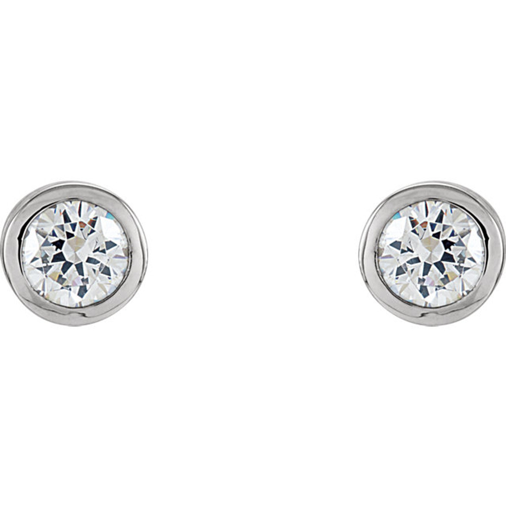 Product Specifications

Product Dimensions: 05.20 mm

Quality: Sterling Silver

Jewelry State: Complete With Stone

Stone Type: Cubic Zirconia

Weight: 2.02 Grams

Finished State: Polished

Pair