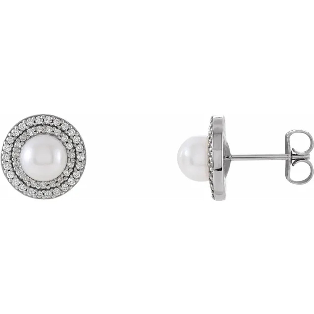 Perfect for day or evening wear, these exceptional pearl and diamond stud earrings are a fashion must-have.