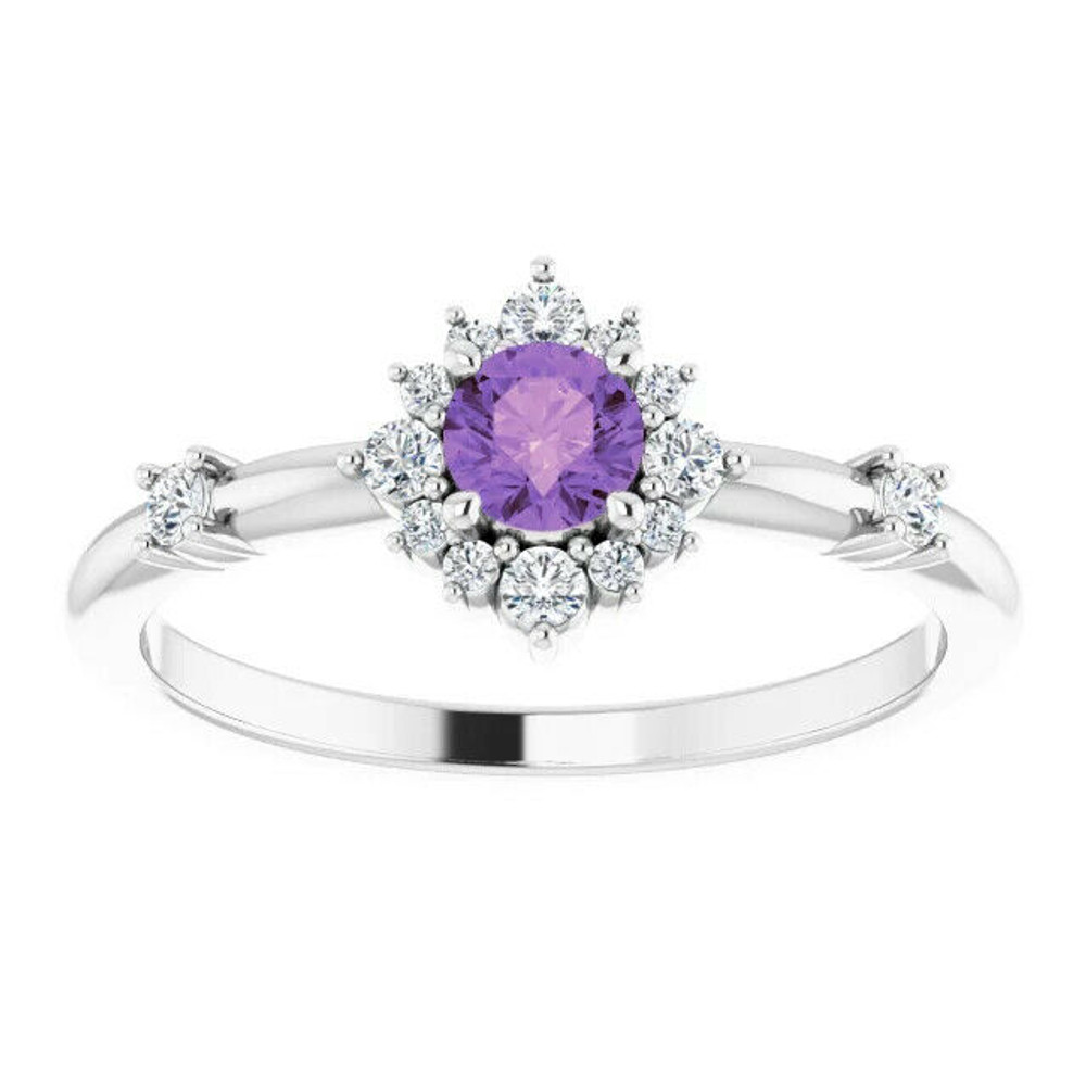 Marvel her with the details of this gorgeous gemstone and diamond ring.