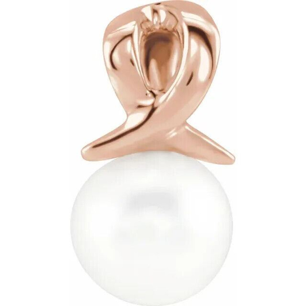 A classic accessory representing her June birthday, this sophisticated pearl pendant makes any occasion special.