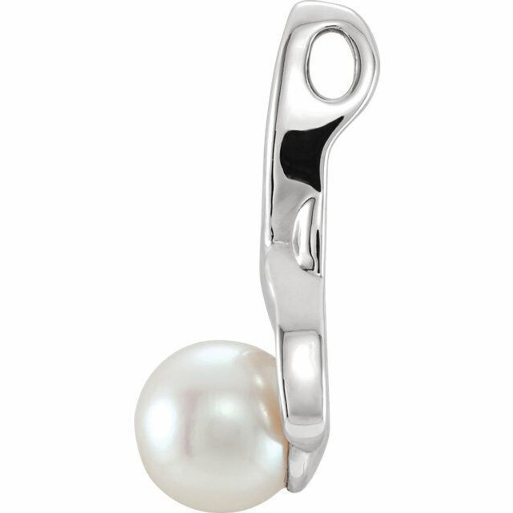 Modern and alluring, this freeform pearl pendant is destined to be admired. Created in sterling silver, this sumptuous style showcases a luminous 6.0-6.5mm cultured freshwater pearl. Polished to a brilliant shine.