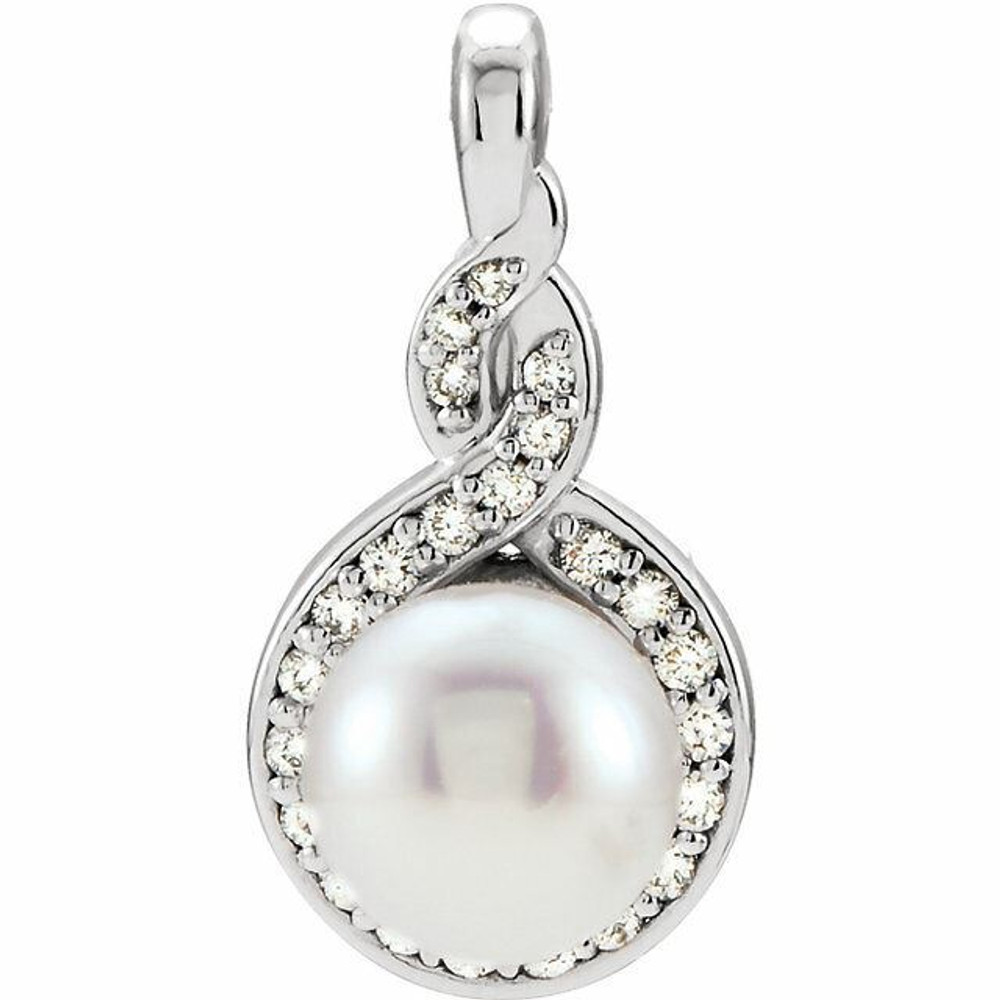 A brilliant look, this pearl fashion pendant transitions perfectly from day into evening. Fashioned in platinum, this clever design features an 6.0-6.5mm cultured freshwater pearl center stone surrounded by a halo of shimmering diamonds. Polished to a brilliant shine.