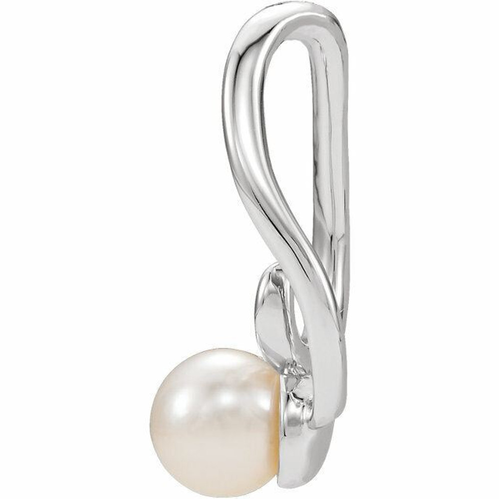 Modern and alluring, this freeform pearl pendant is destined to be admired. Created in 14K white gold, this sumptuous style showcases a luminous 5.5mm cultured freshwater pearl. Polished to a brilliant shine.