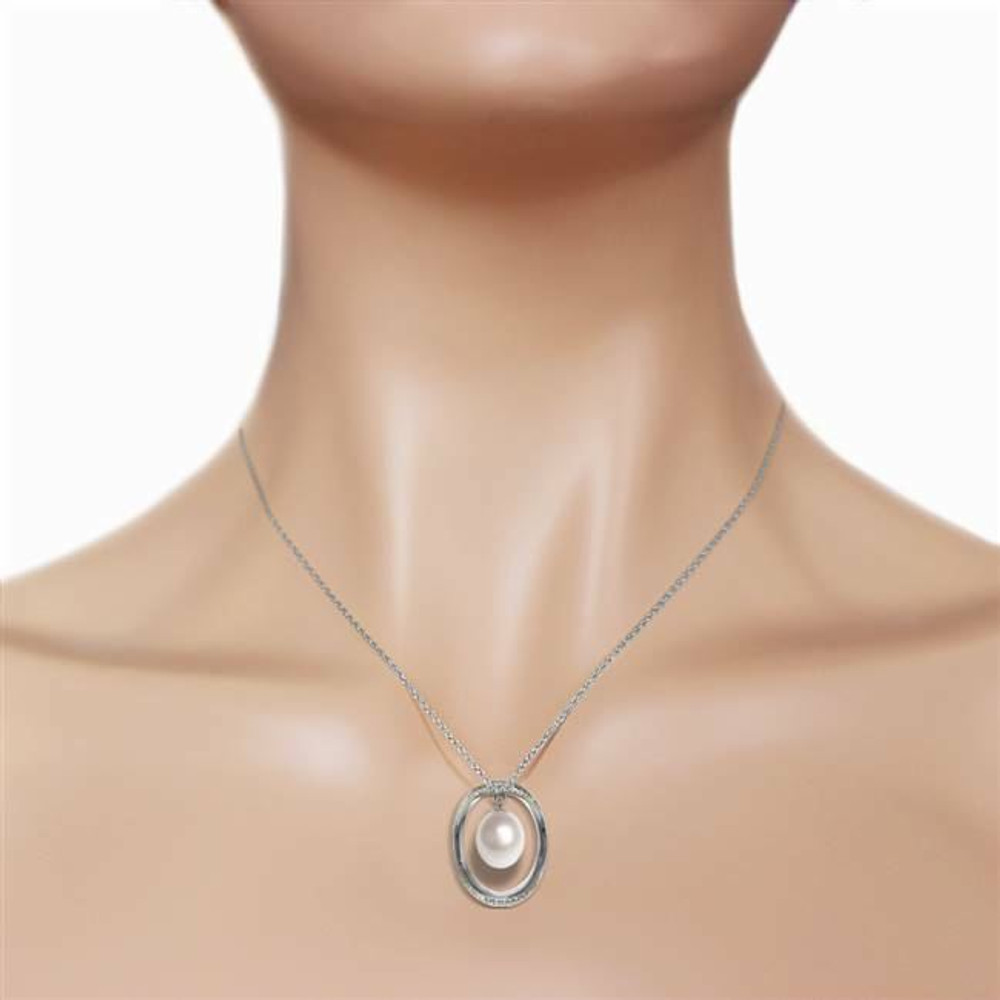  This gorgeous, affordable pearl necklace is perfect for you or a loved one. Forged by hand with passion and precision, this piece is a pure example of how beautiful it is when gemstones and gold come together to form exquisite jewelry that will dazzle the eye and last for generations to come. Available in 14K yellow, white or rose gold.