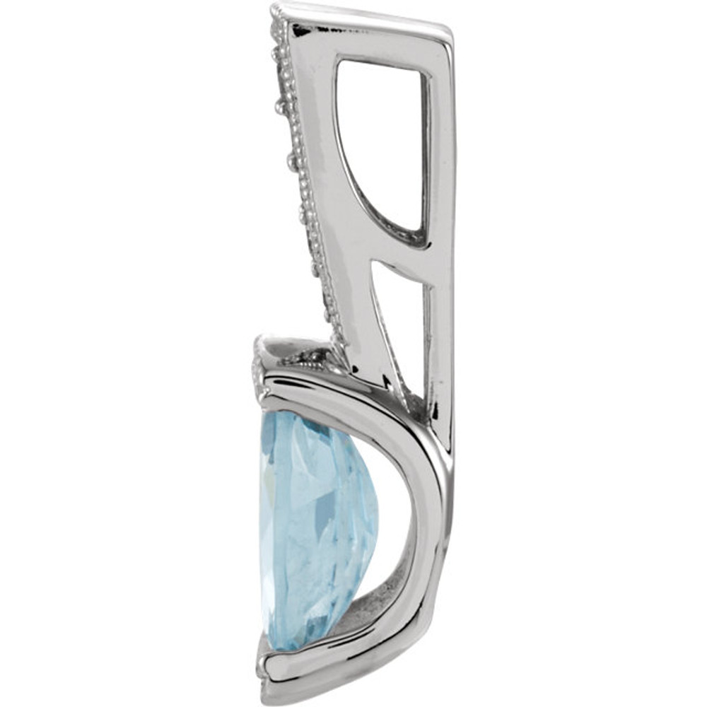 This elegant pendant necklace features a 8x6mm genuine natural light blue aquamarine accented with diamonds, all beautifully set in a 14kt white gold.