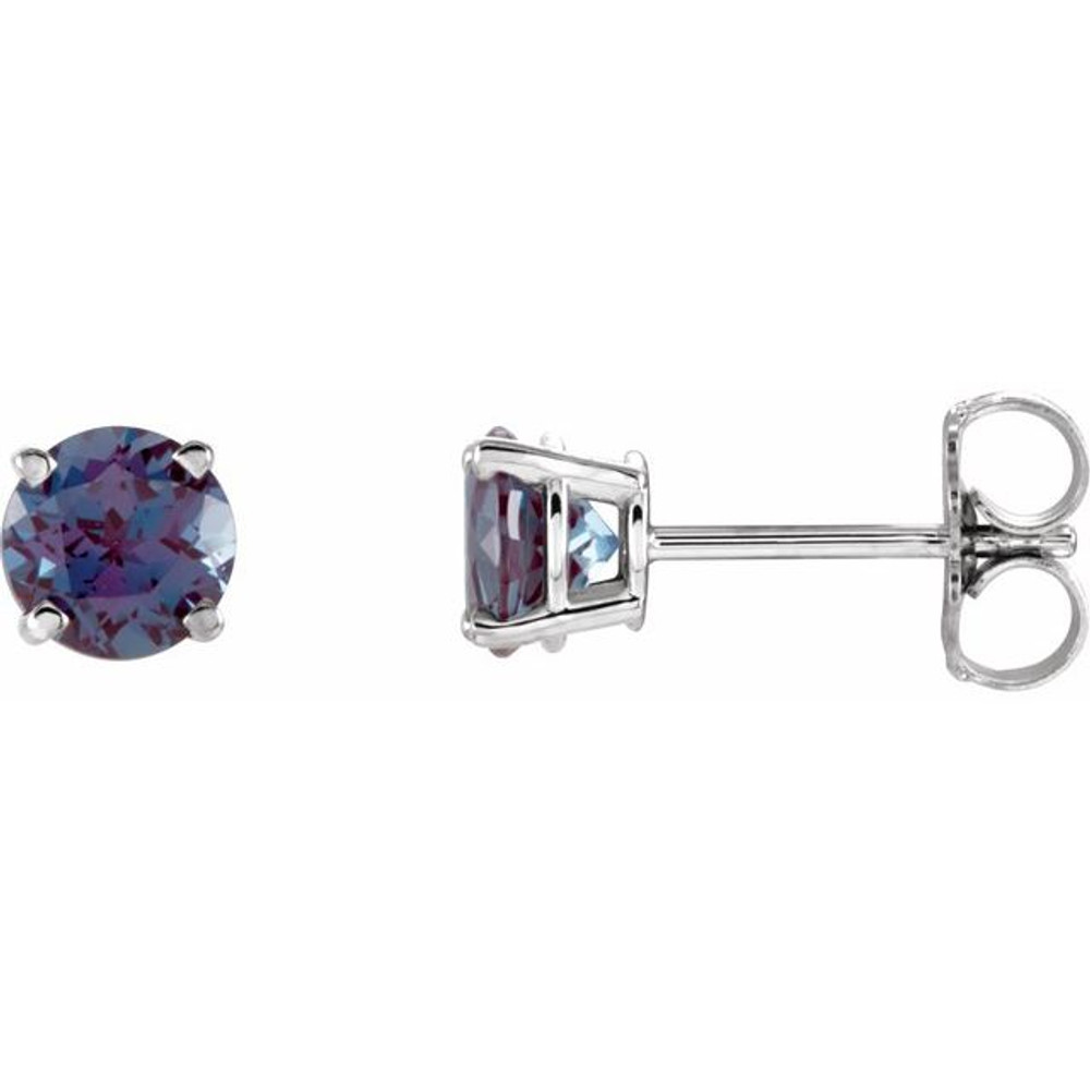 The changing hues of an Alexandrite stone enchants the eye and fuels the imagination. It is perfect for those seeking a unique expression of self.