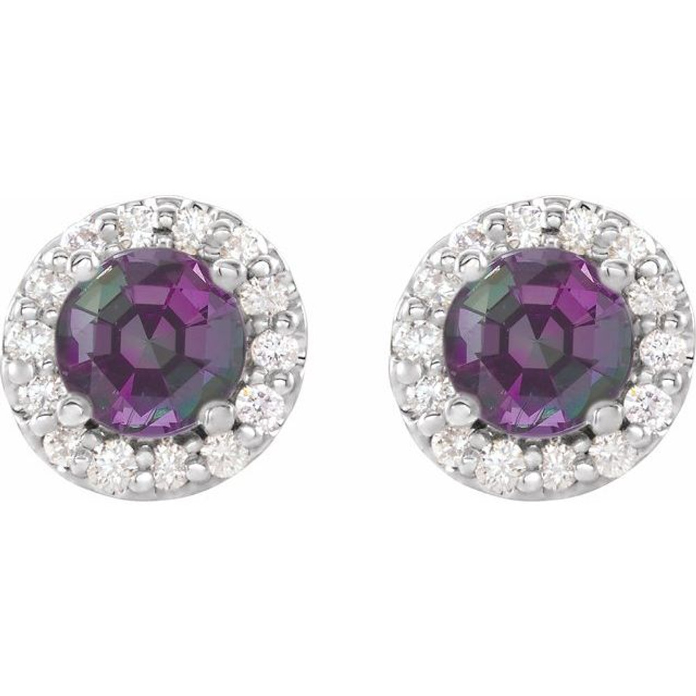 This is the perfect pair of earrings for the amazing woman in your life, she won't be able to wait to show off her new earrings
