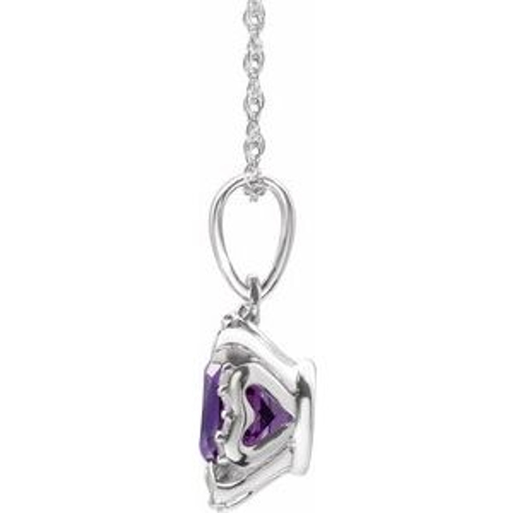 Make a glamorous statement with this stunning amethyst pendant.