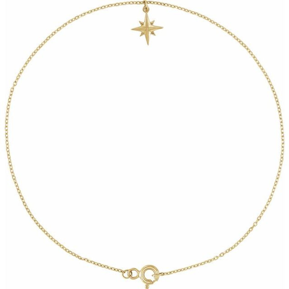Versatile and refined, this yellow gold bracelet fits any occasion with ease.
