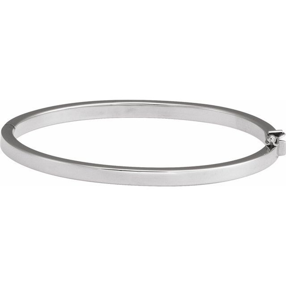 This sterling silver bangle bracelet elevates any attire.