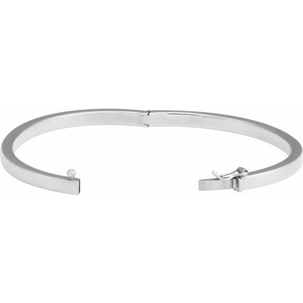 This sterling silver bangle bracelet elevates any attire.