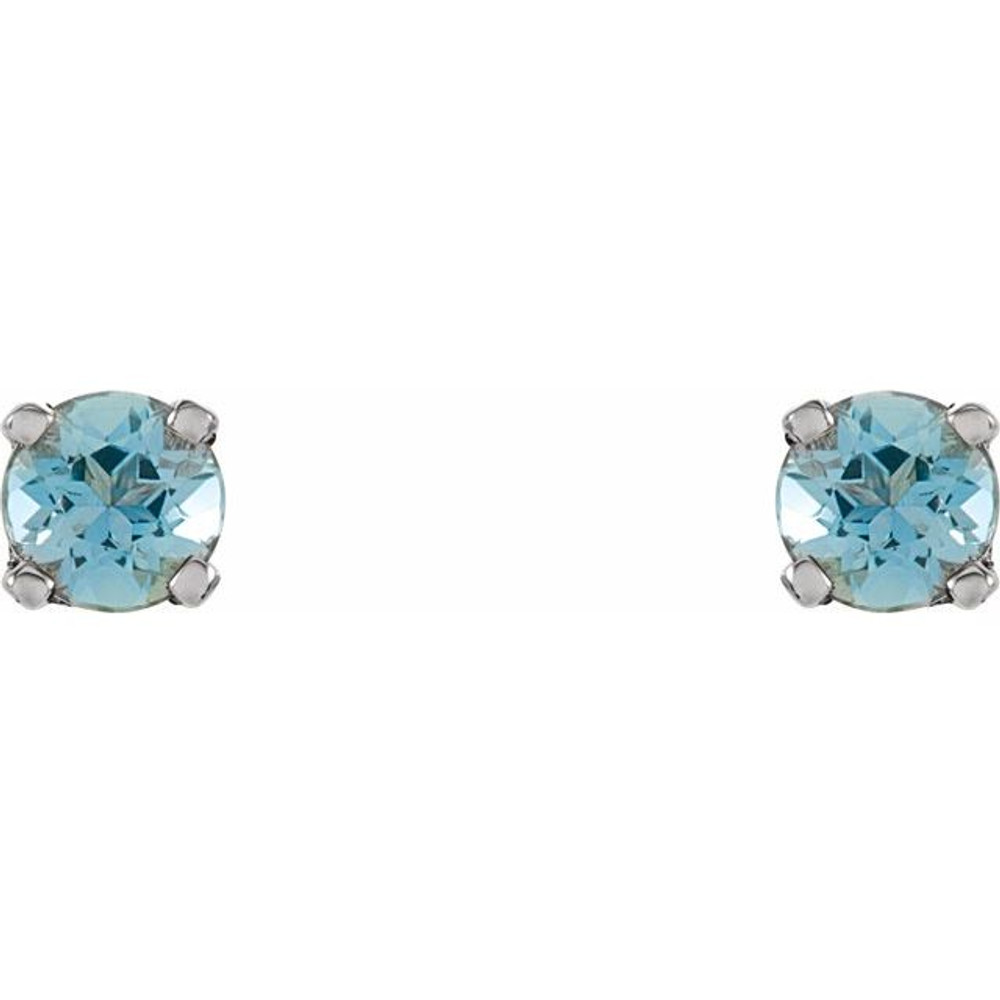 Perfect for adding sophistication to any look, these hoop earrings are a true testament to modern luxury and craftsmanship.