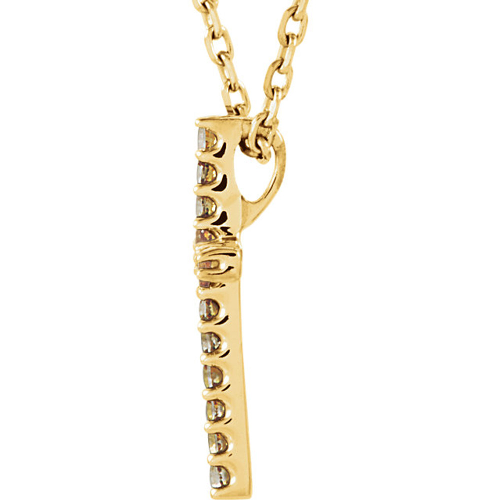 Inspiring and eye-catching, this sparkling honey topaz pendant showcases beautiful 14k yellow gold and matching 16" diamond cut cable chain necklace.