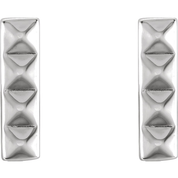 Beautiful platinum pyramid bar earrings with friction backs. The size of the earring is 9.06x2.52mm. Total weight of the gold is 1.36 grams.