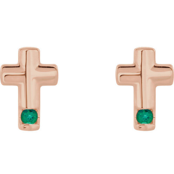 The rich verdant color of spring, emerald symbolizes love and new beginnings. JA Diamonds emeralds are a vivid green.