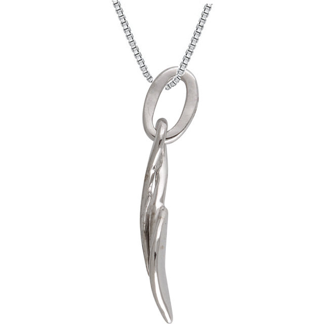 Beautiful 14Kt white gold leaf necklace features white shimmering diamonds with .06 carats of diamonds hanging from a 18" inch chain which is included.