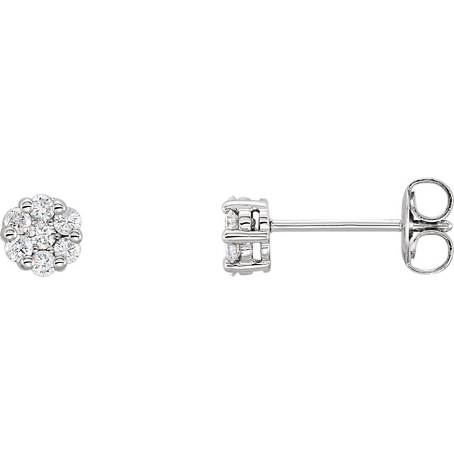 Good things come in small packages, as you can plainly see with our diamond cluster shaped earrings. With the beauty of 14 diamonds weighing .25cts tw, these earrings have all of the beauty of larger earrings in a smaller package. Set in elegant 14Kt white gold, they are great earrings to buy for yourself or for someone else.