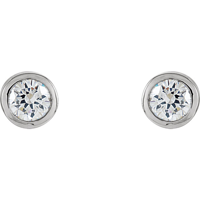 Product Specifications

Product Dimensions: 05.20 mm

Quality: Sterling Silver

Jewelry State: Complete With Stone

Stone Type: Cubic Zirconia

Weight: 2.02 Grams

Finished State: Polished

Pair