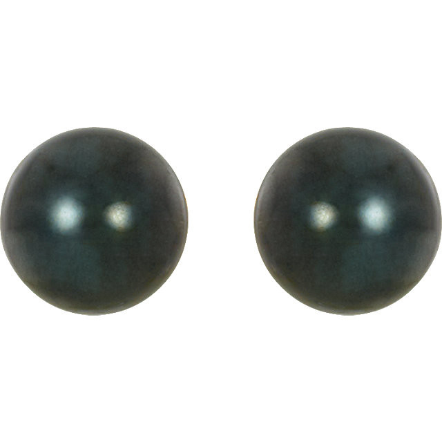 These earrings feature 4-8mm AA+ quality black akoya cultured pearls set in 14k yellow gold. Polished to a brilliant shine.