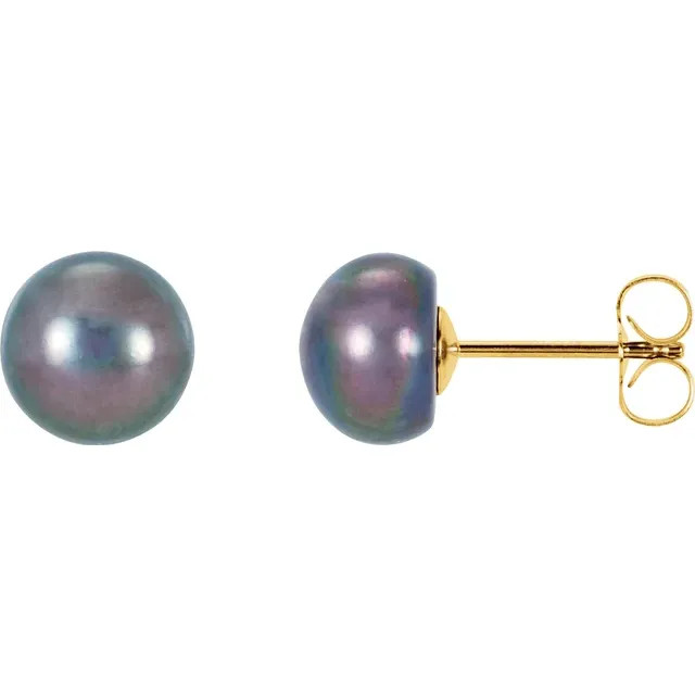 Simple, subtle and absolutely breathtaking, these pearl stud earrings are perfect any time.