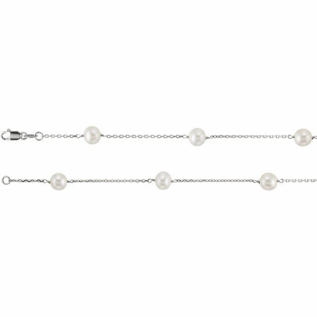 Elevate any attire with this simple yet stunning pearl station 18" necklace. Polished to a brilliant shine.