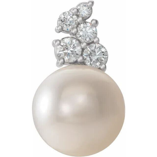 A classic accessory representing her June birthday, this sophisticated pearl pendant makes any occasion special.