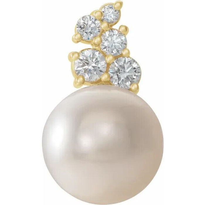 A classic accessory representing her June birthday, this sophisticated pearl pendant makes any occasion special.