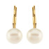 Surprise her with the lovely look of these pearl drop earrings.