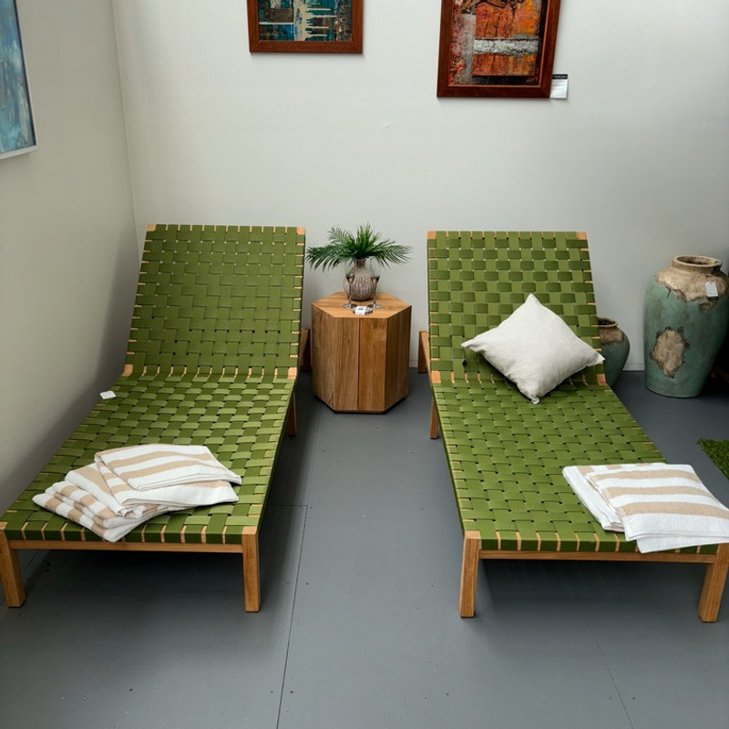 Green cord solid teak sun lounge