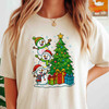 Three Snowmen Christmas Tree Cute Holiday Gifts Crewneck T-shirt S-5XL