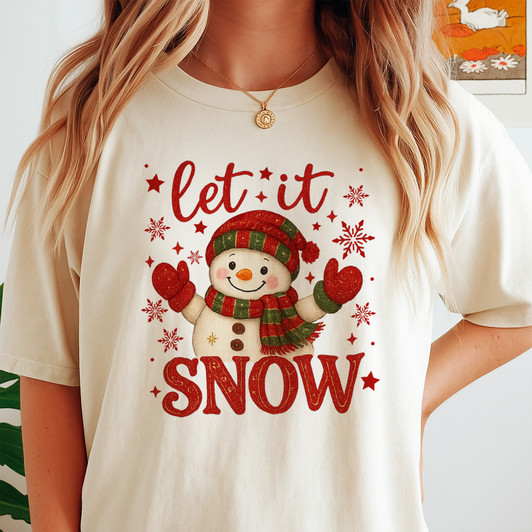 Let It Snow Snowman Winter Snowflakes Retro Christmas T-shirt S-5XL
