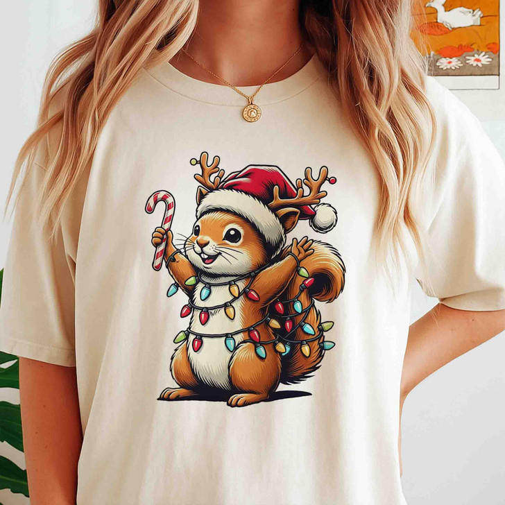 Cute Christmas Squirrel Shirt, Funny Santa Squirrel Graphic T-Shirt S-5XL