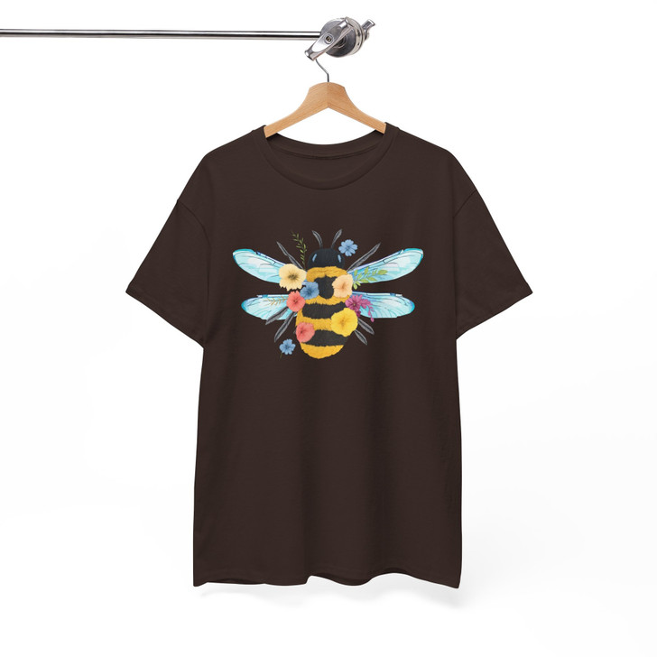 Cute Floral Bee T-Shirt, Nature Bee Tee, Honeybee Botanical Top, Summer Bee Lover T-Shirt, Beekeeper Gift T-Shirt, Aesthetic Bee Tee