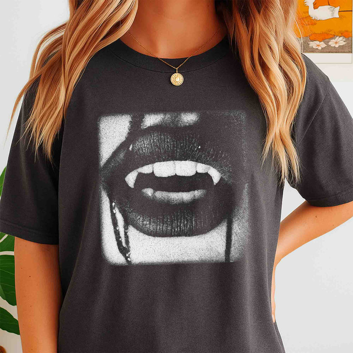 Vampire Fangs Black Goth Horror Shirt T-Shirt S-5XL