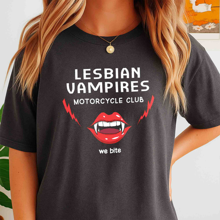 Lesbian Vampires Shirt Gothic Halloween T-Shirt S-5XL