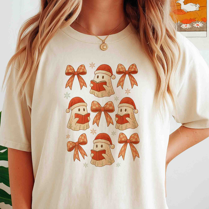 Spooky Holiday Ghost Reading Christmas Book Lover T-shirt S-5XL