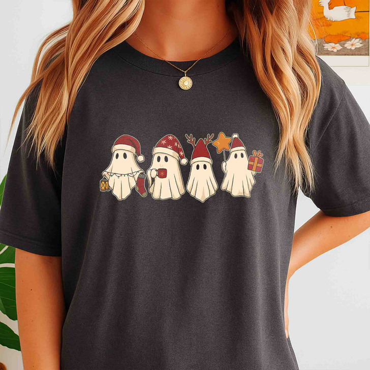 Retro Santa Ghost Cute Xmas Holiday T-shirt S-5XL