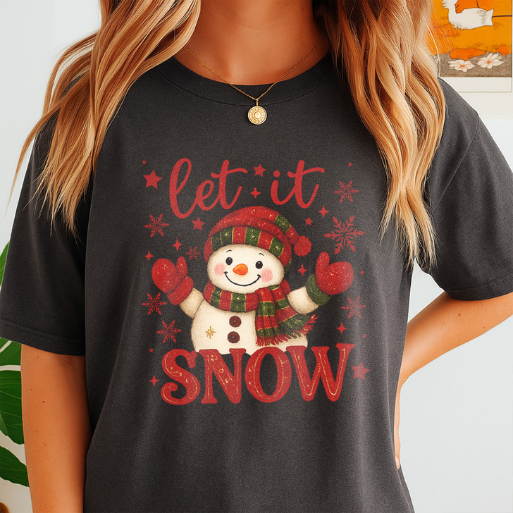 Let It Snow Snowman Winter Snowflakes Retro Christmas T-shirt S-5XL