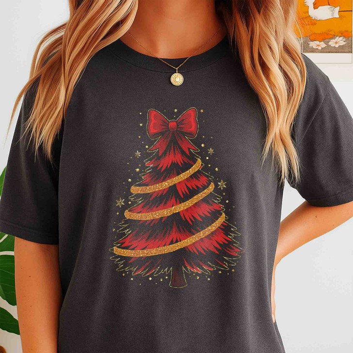 Pink Brushstroke Christmas Tree Merry Bright Cozy Xmas T-shirt S-5XL
