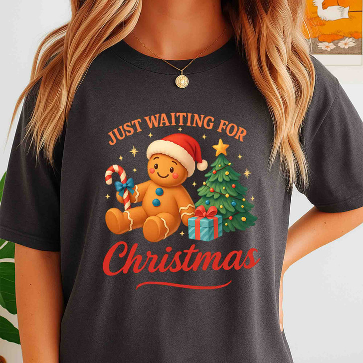 Just A Girl Who Loves Christmas Buffalo Plaid Holiday Tree Crewneck T-shirt S-5XL