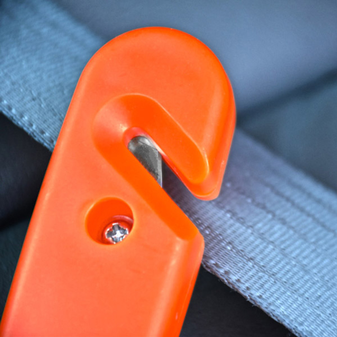 3-in-1 Compact 5 Emergency Window Punch, Hammer Seat Belt Cutter