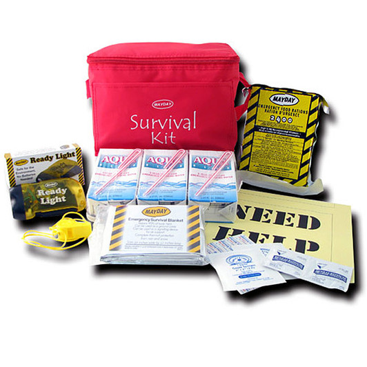 Ten Below - Winter Road Warrior - Deluxe Emergency kit - Auto