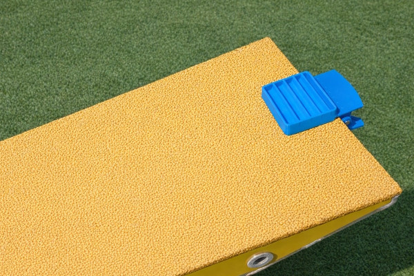 Clip on SeeSaw reward/treat/target bowl - ON Seesaw