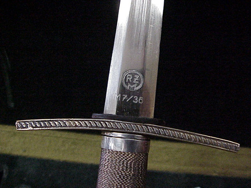 HJ Leaders Cased Dagger  #297