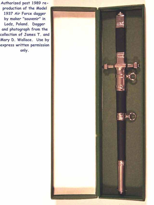 1989 Polish Dagger Repoduction of the 1937  #258