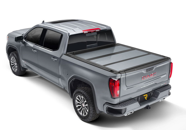 Undercover Fusion 14-15 Silverado/Sierra 5'9" - White Diamond AR12018L-98