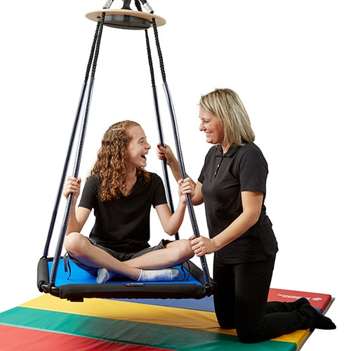 Featherweight Platform Swing™ & Featherweight Bucket Swing™